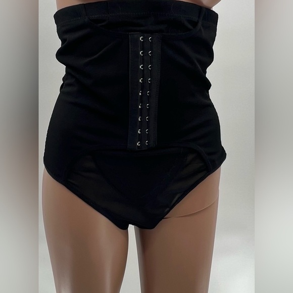 High-Waisted Black Shapewear Tummy Control Shorts for Women - Size L (NWOT) - Picture 3 of 13